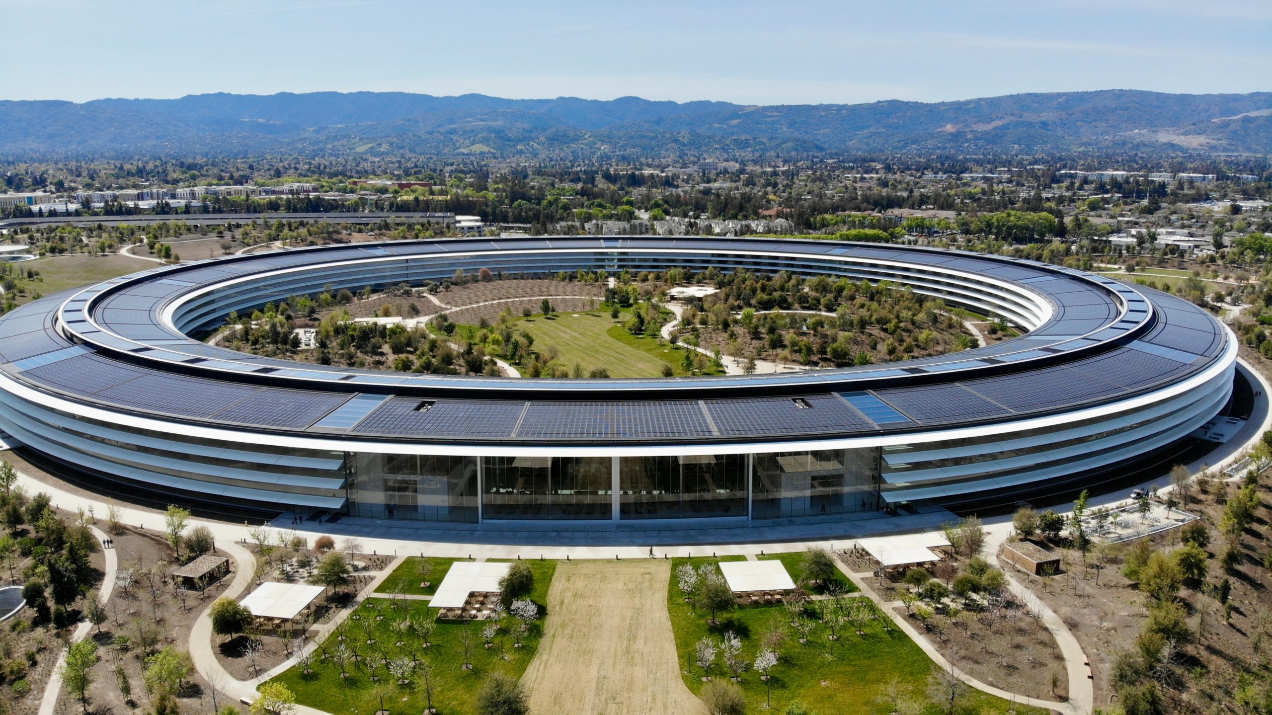 HBO’s Silicon Valley Is (Often) Wrong about Tech Startup Life